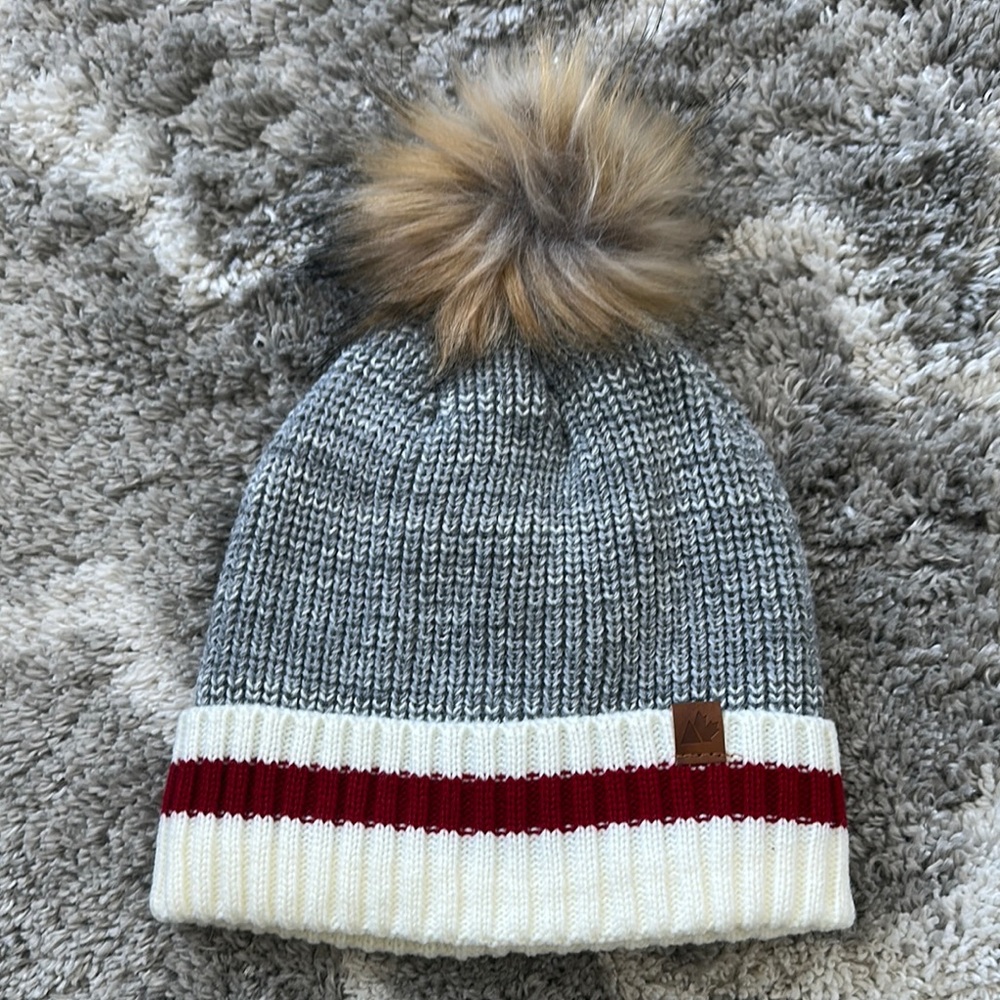 Cozy Sherpa-Lined Beanie with Pompom